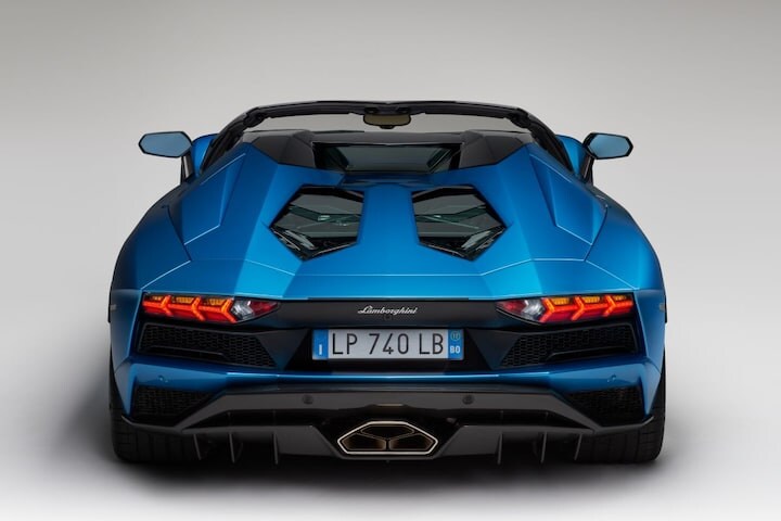 Lamborghini Aventador S Roadster