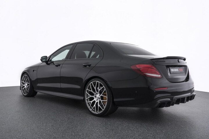 Brabus 700 E