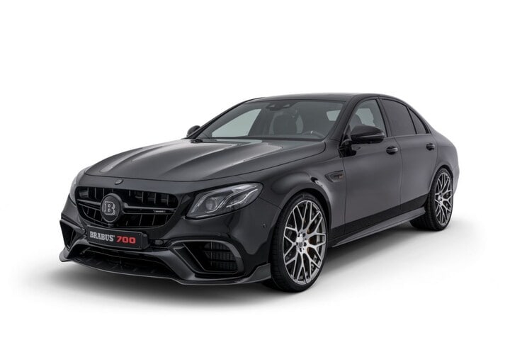 Brabus 700 E