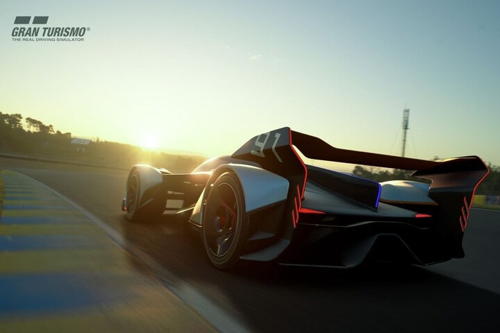 McLaren Ultimate Vision GT 
