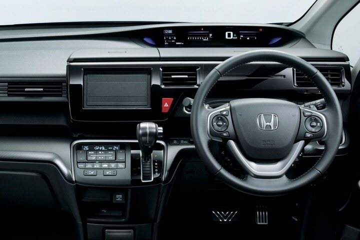 Honda StepWGN Spada