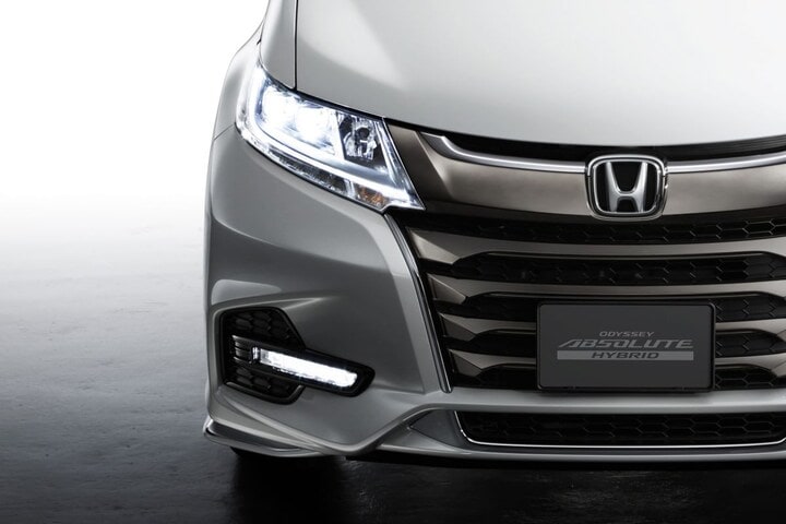 Honda Odyssey Hybrid (JDM)