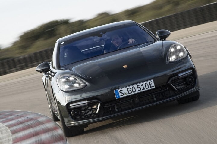 Porsche Panemera Turbo S E-Hybrid