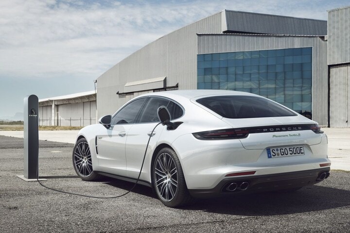 Porsche Panemera Turbo S E-Hybrid