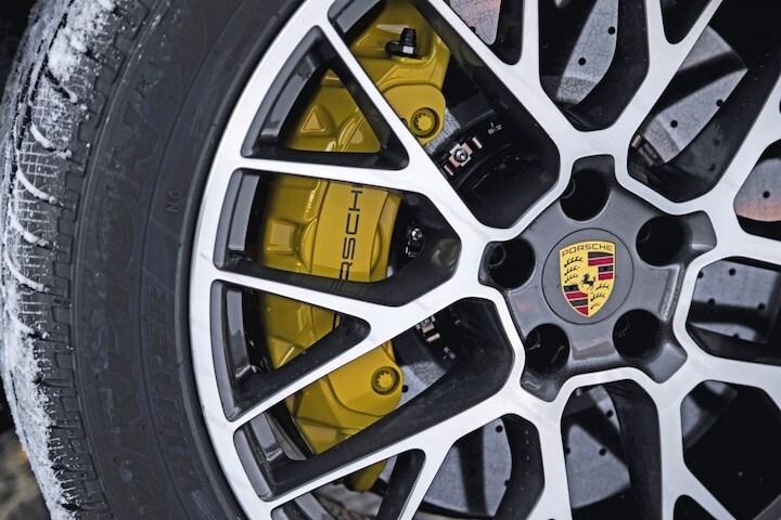 Porsche Macan Performance Package