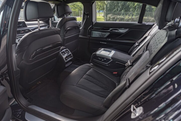 BMW M760Li xDrive