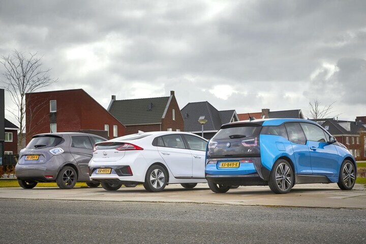 EV's opladen elektrisch rijden multitest Zoe i3 Io
