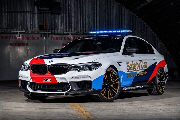 BMW M5 Safety Car