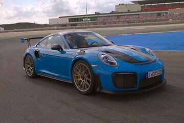 porsche 911 gt2 rs