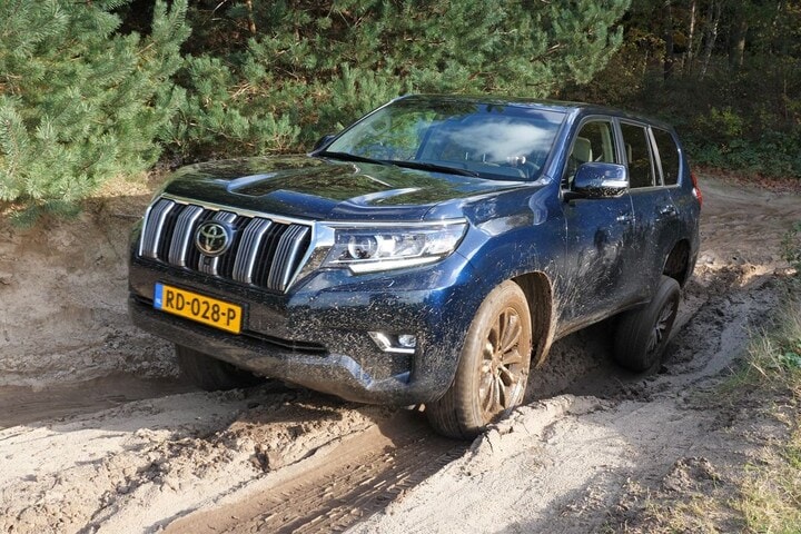 toyota land cruiser