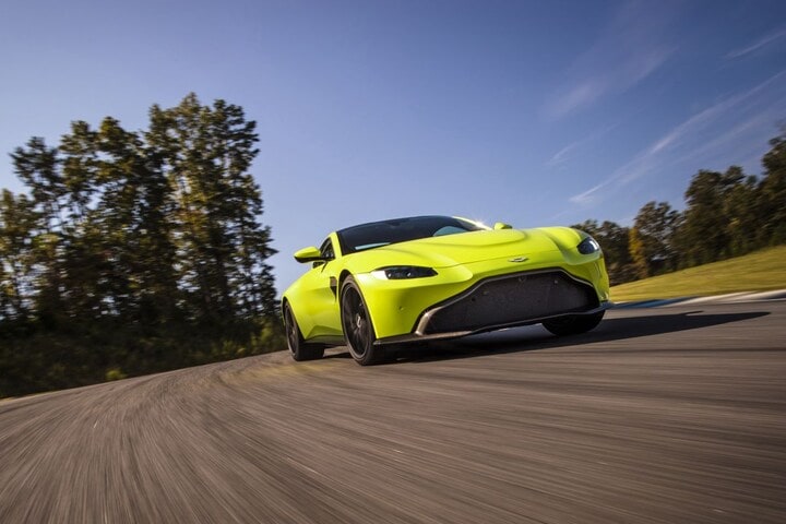 Aston Martin Vantage