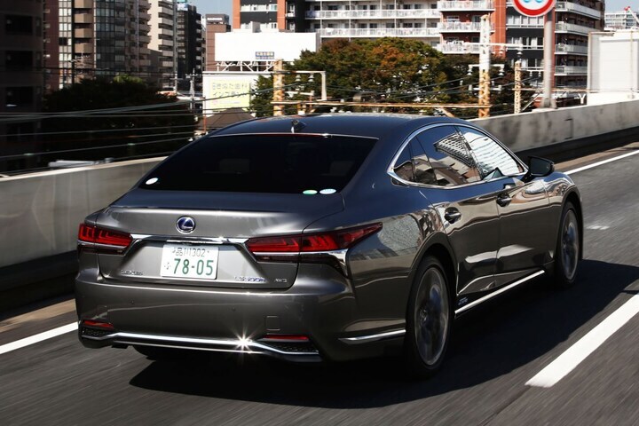 Lexus LS 500h