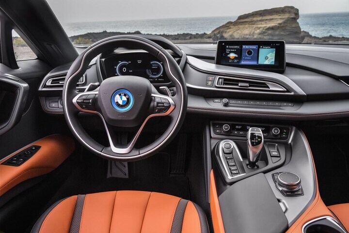 BMW i8 Roadster en i8 Coupé
