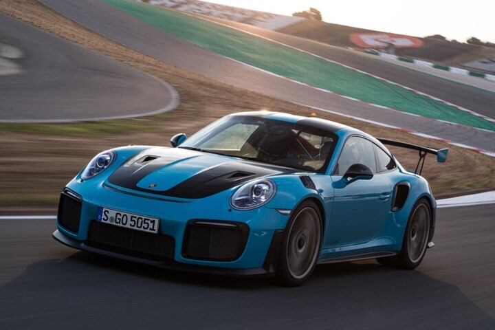 Porsche 911 GT2 RS