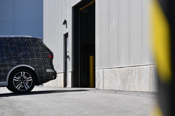BMW X7