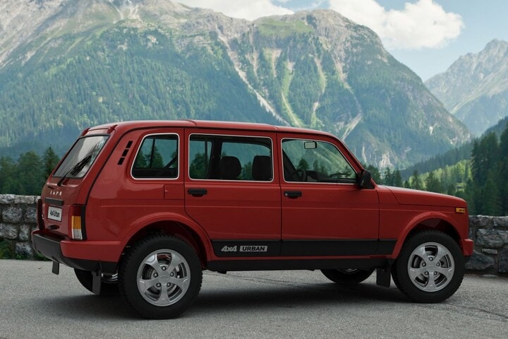 Lada 4x4 vijfdeurs