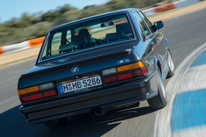 BMW M5 E28