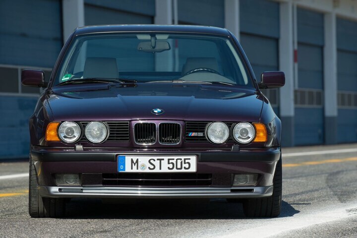 BMW M5 E34