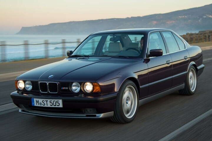 BMW M5 E34