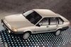 De tweeling: VW Santana - Ford Versailles