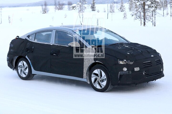 Hyundai Elantra EV