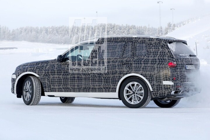 BMW X7 Spyshots