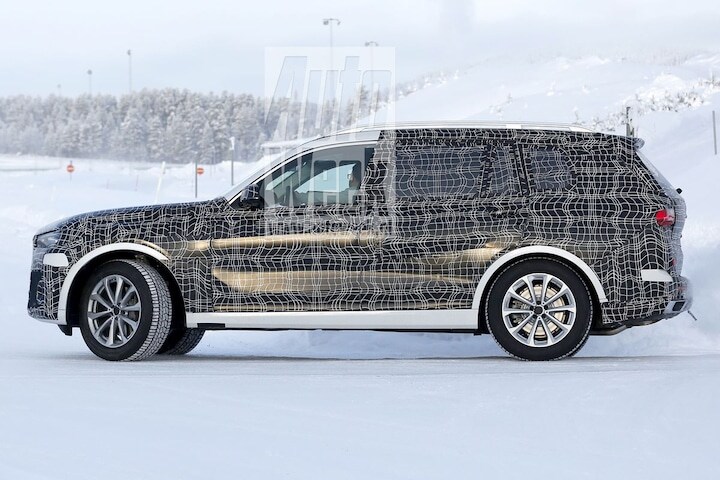 BMW X7 Spyshots