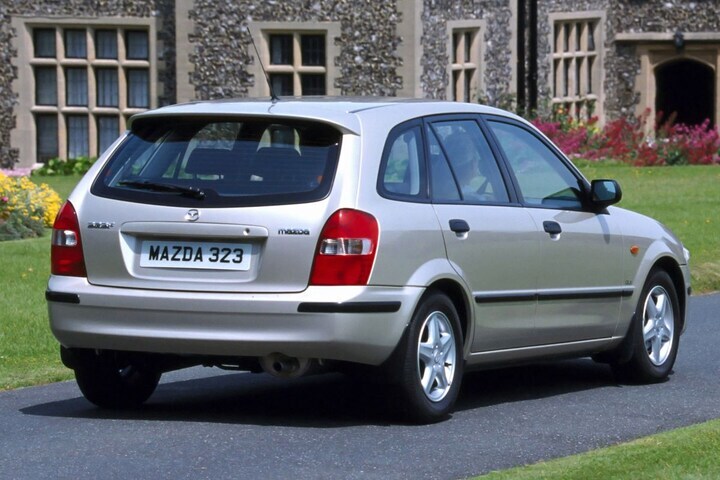 Facelift Friday: Mazda 323 