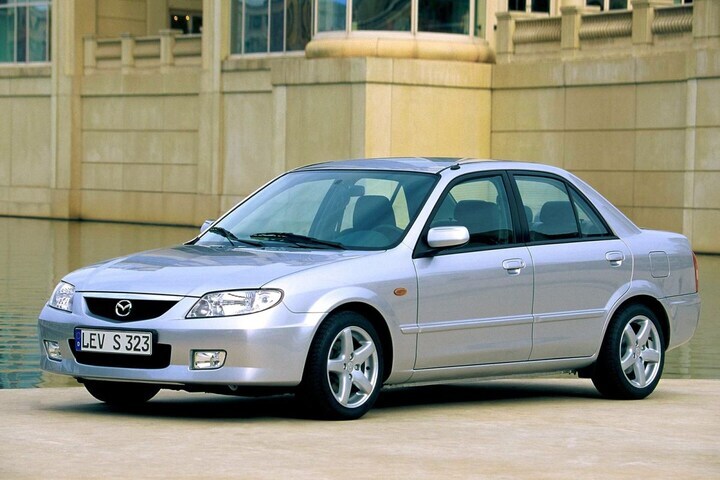 Facelift Friday: Mazda 323 