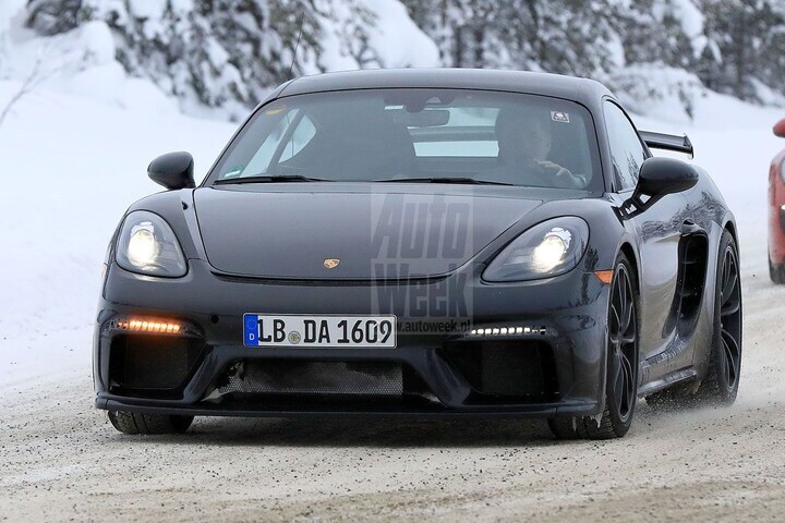 Porsche 718 GT4