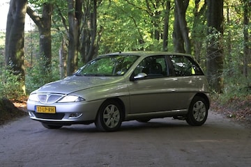 Lancia Ypsilon - Kloppend Hart