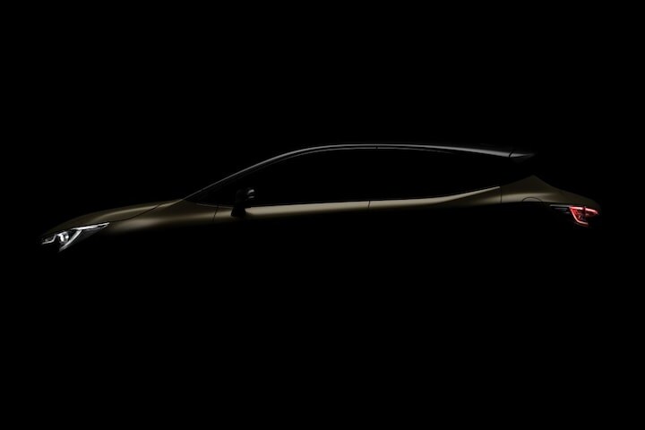 Toyota Auris teaser