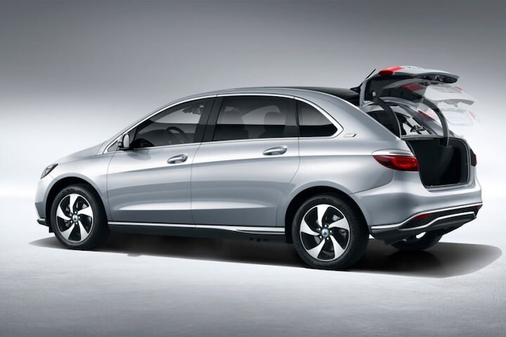 Facelift Daimler Denza