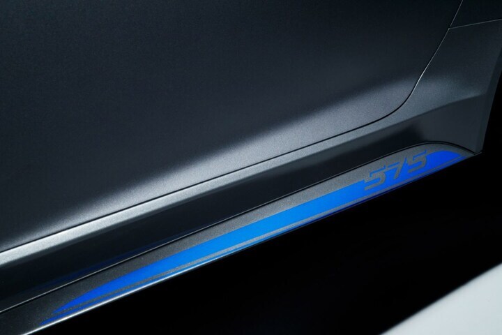 Jaguar F-Type SVR Graphic Pack