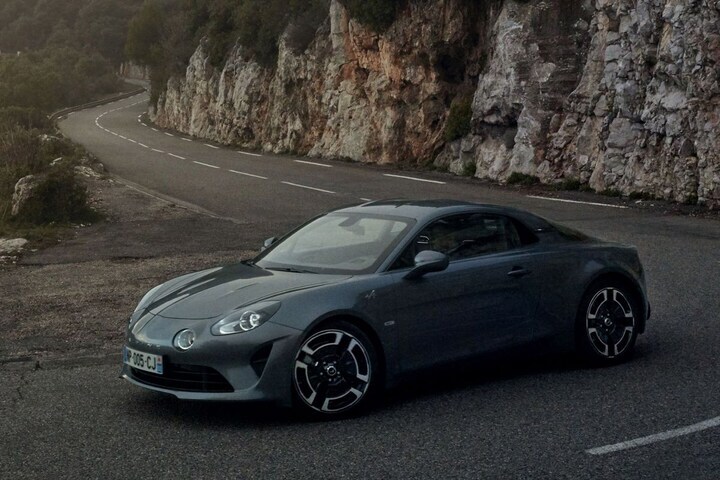 Alpine A110 Pure, Légende en GT4