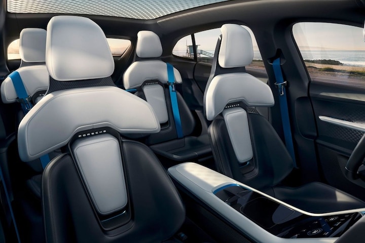 Porsche Mission E Cross Turismo