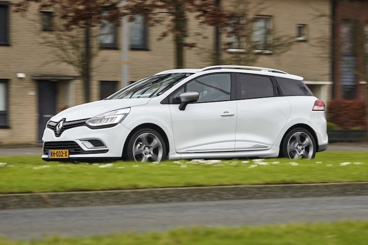 AutoWeek 10 2018 Magazine Renault Clio Estate