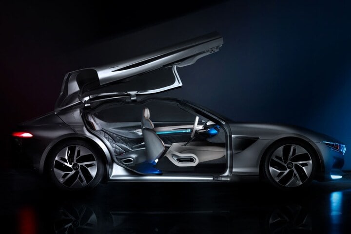 Pininfarina HK GT