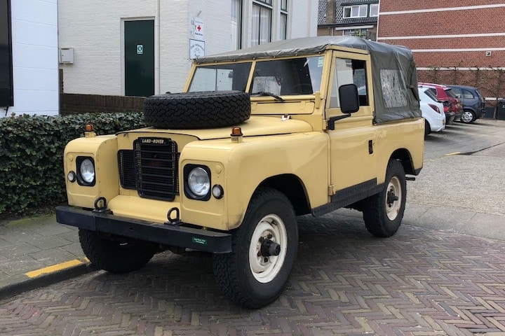 Land Rover 88