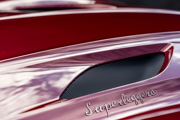 Aston Martin DBS Superleggera