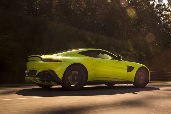Aston Martin Vantage