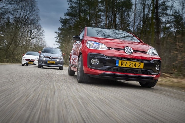 AutoWeek 17 2018 Magazine Triotest Volkswagen Rena