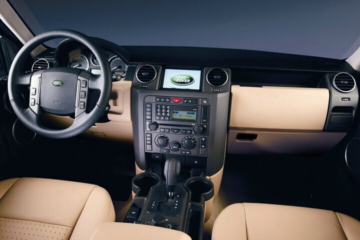 Land Rover Discovery facelift friday