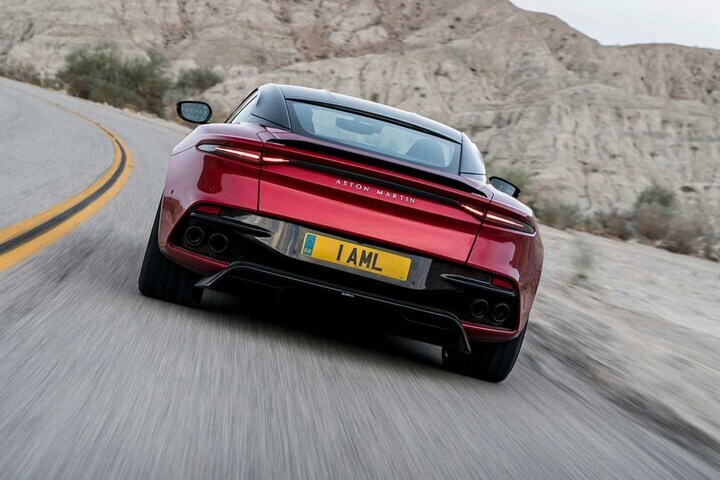 Gelekt Aston Martin DBS Superleggera