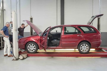 Klokje rond garage Lancia occasion apk