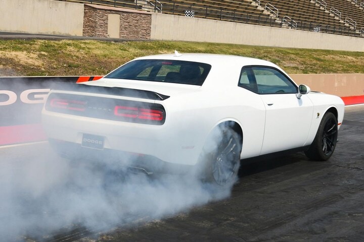 Dodge Challenger R/T scatpack 1320