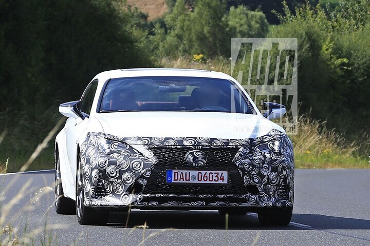 Lexus RC F facelift spyshots