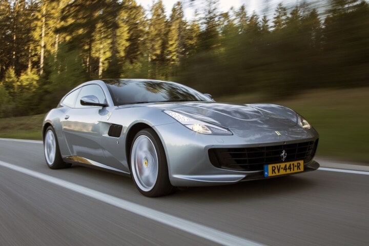 Ferrari GTC4Lusso T