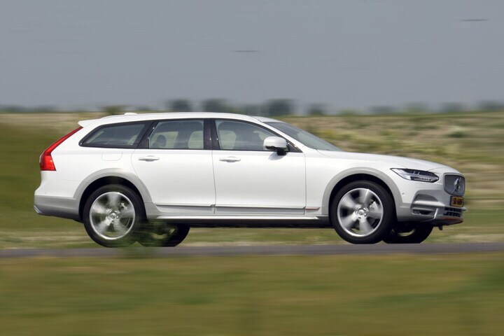 Volvo V90 Cross Country Ocean Race