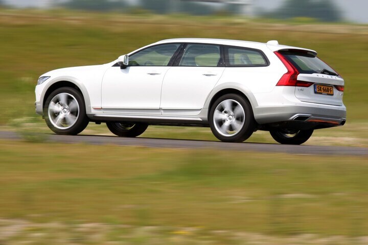 Volvo V90 Cross Country Ocean Race
